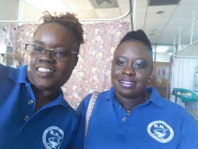Mrs. Murray John and Ms. Aguillera of Publishing Committee South representative, sharing the love during the Valentine’s Day Meet and greet exercise at SFGH.
